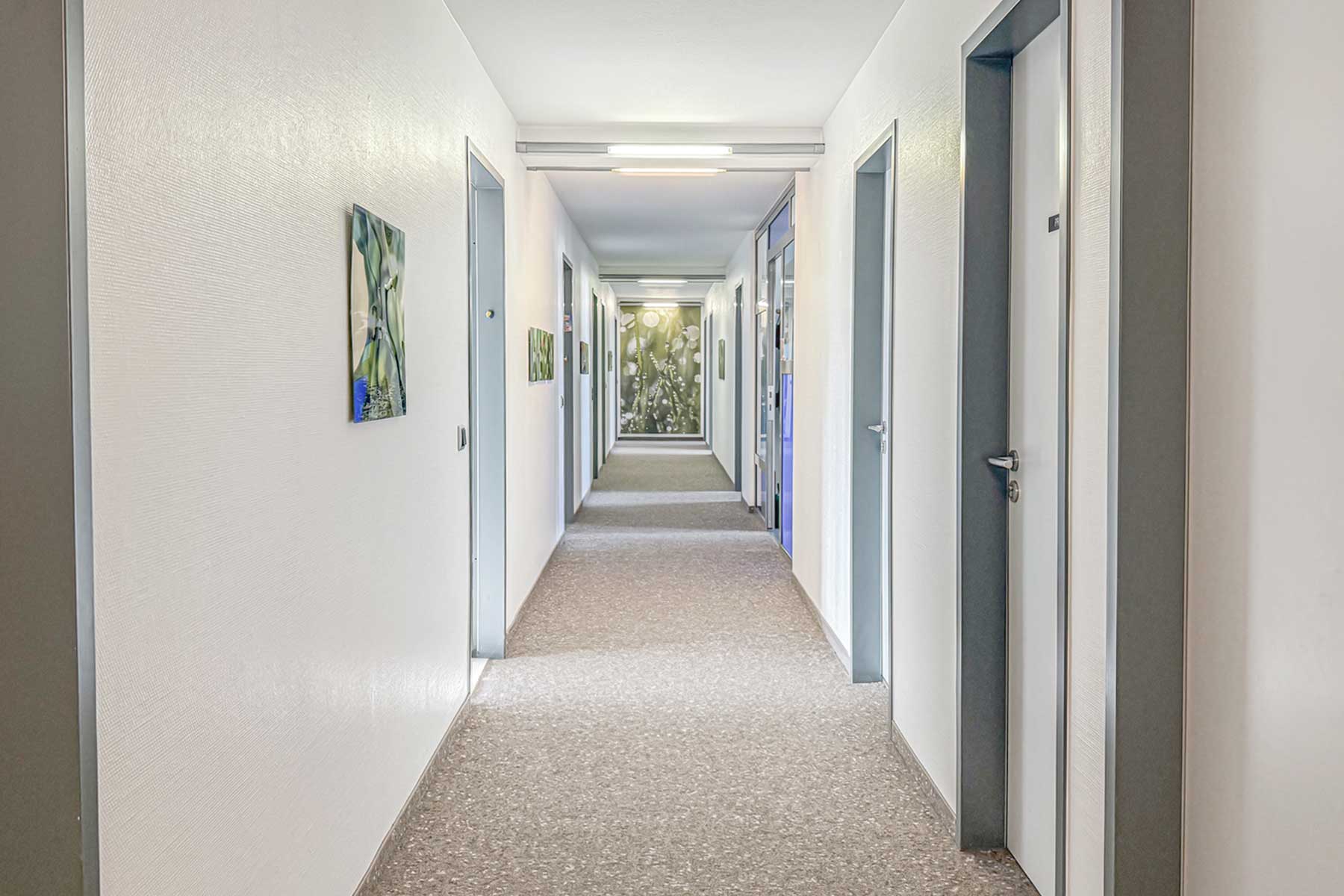 kjpp-header-flur-2-1800-1200